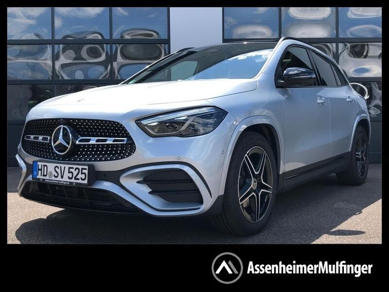 Silber Gebraucht 2024 Mercedes GLA200 AMG SUV | 43.979 € (Fairer Preis) - Bild 1/2