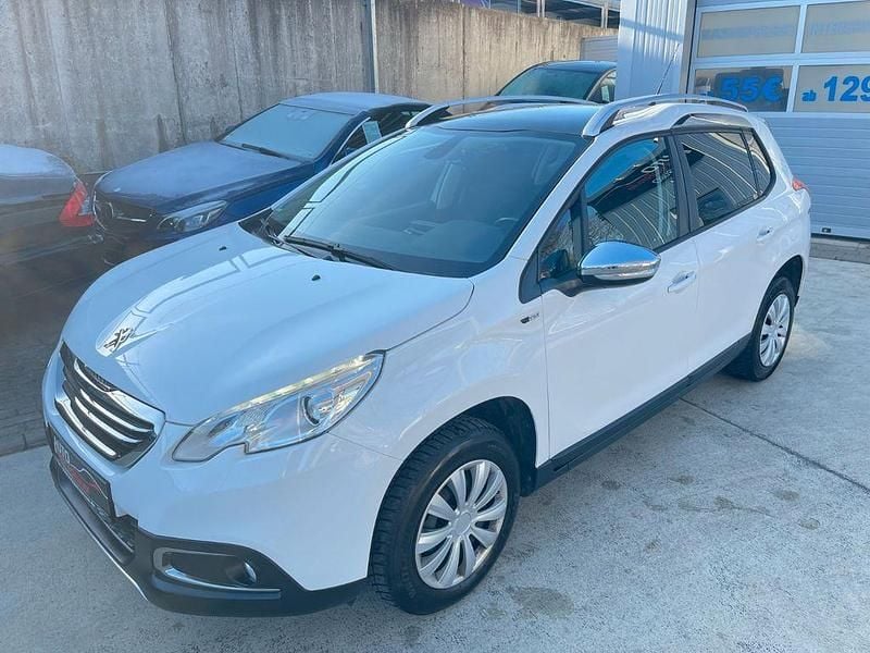 Gebraucht Peugeot 2008 Style 110 PS (80 kW) 2015 Weiß SUV