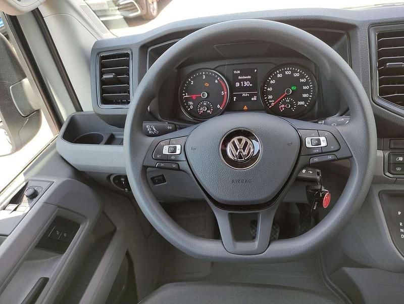 Gebraucht VW Crafter 140 PS (102 kW) 2024 Candyweiß Van