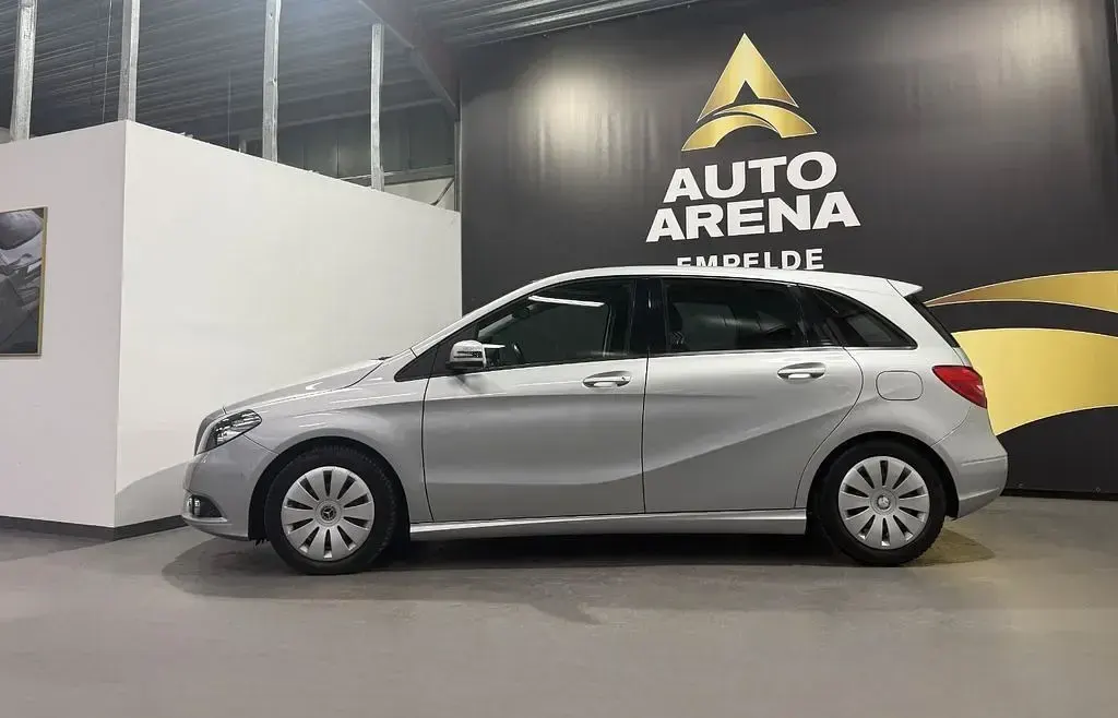 Gebraucht Mercedes B220 170 PS (125 kW) 2014 Silber Kleinwagen