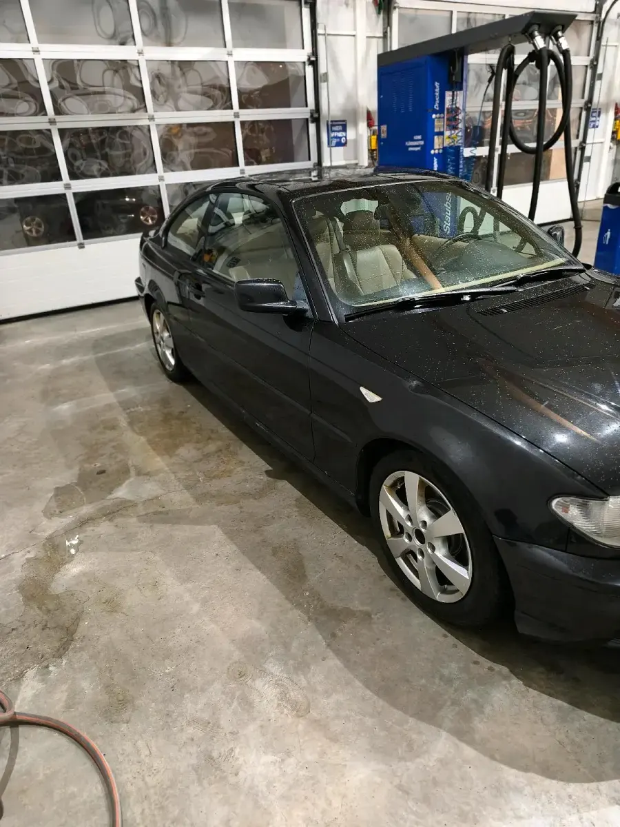 Używany BMW 320 150 KM (110 kW) 2004 Czarny Coupe