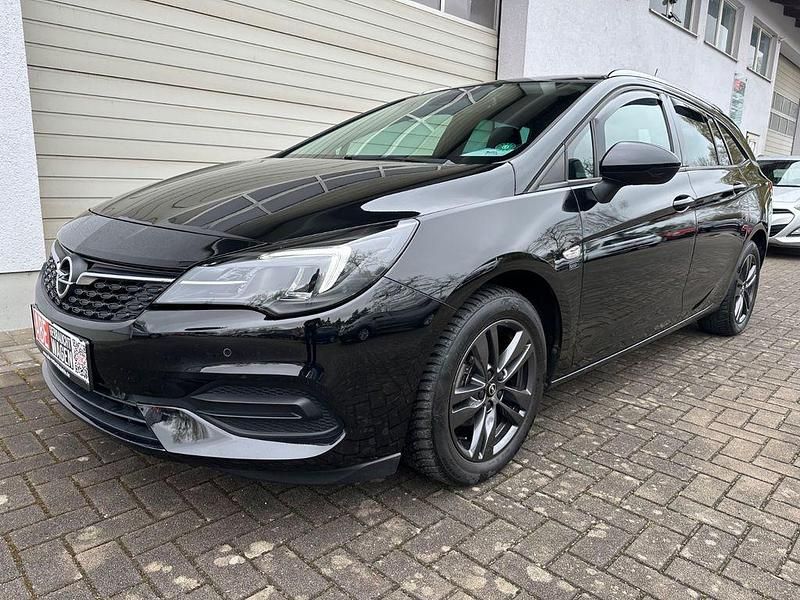 Second-hand Opel Astra 145 CP (106 kW) 2020 Negru Break