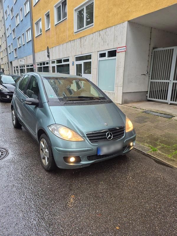 Grün Gebraucht 2006 Mercedes A150 Kleinwagen | 1.400 € (Guter Preis) - Bild 1/4