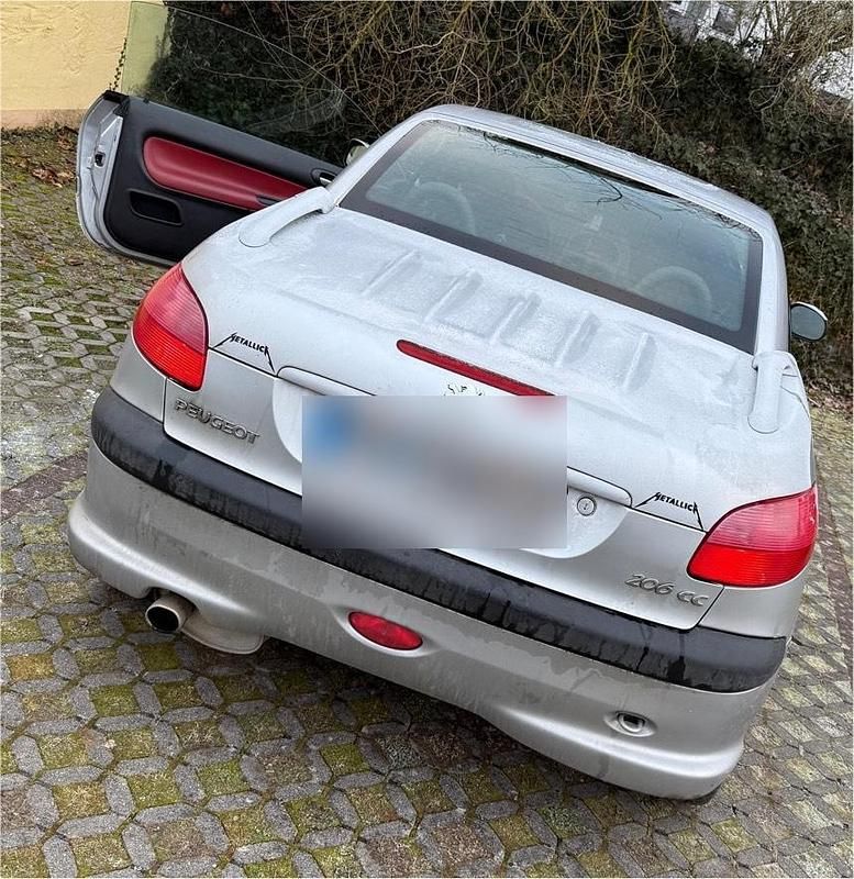 Gebraucht Peugeot 206 CC 136 PS (100 kW) 2001 Silber Cabrio