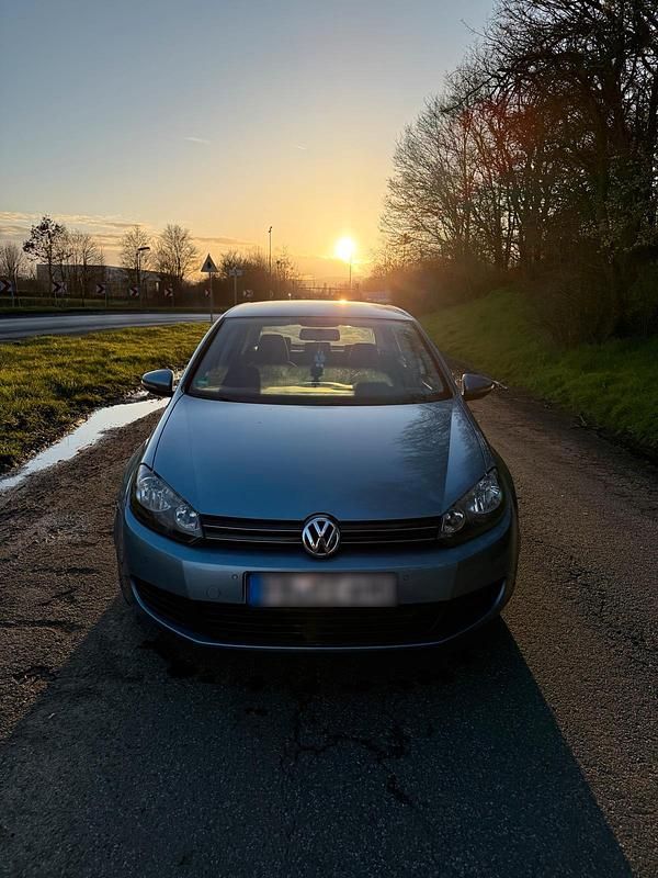 Gebraucht VW Golf VI 80 PS (58 kW) 2009 Blau Kleinwagen