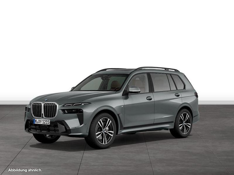 Skyscraper grau metallic Gebraucht 2025 BMW X7 Shadowline SUV | 106.804 € - Bild 1/4