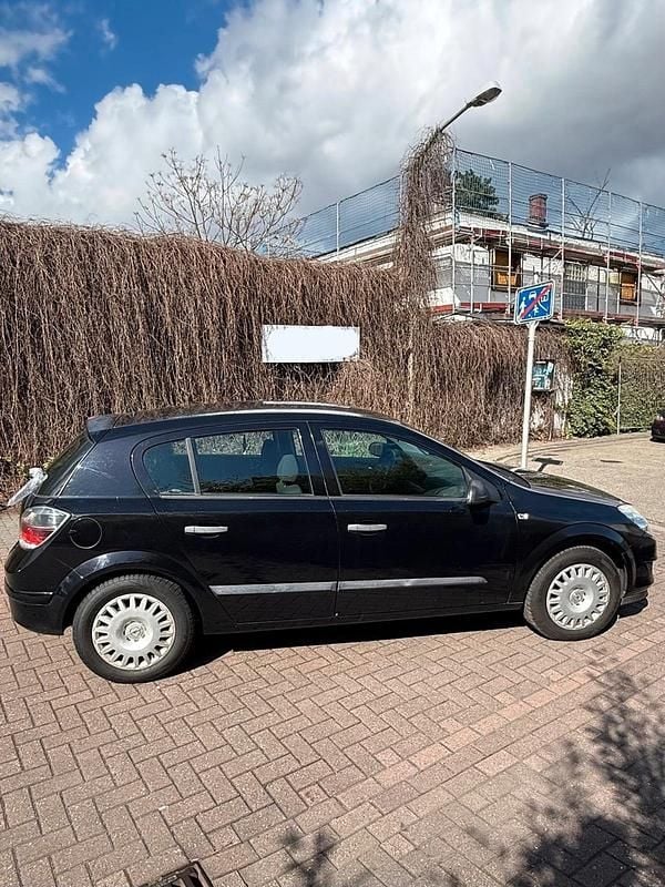 Gebraucht Opel Astra Eco 69 PS (50 kW) 2009 Schwarz Kleinwagen