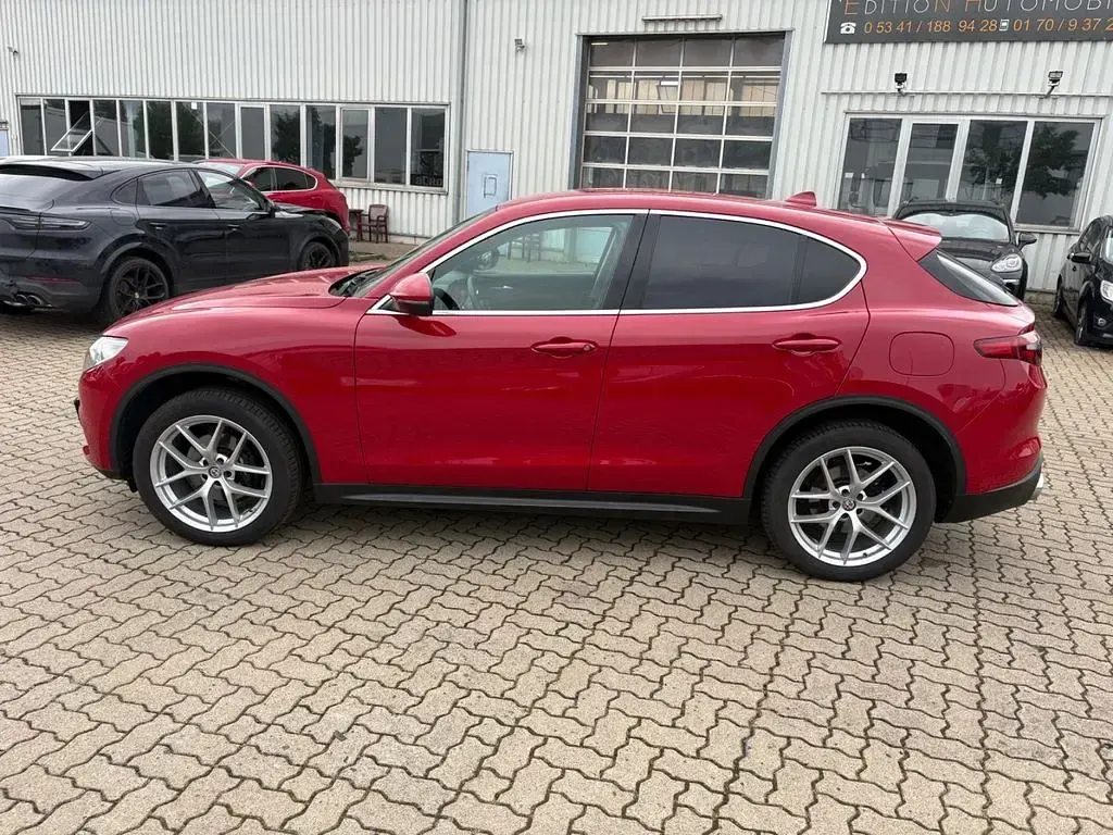 Gebraucht Alfa Romeo Stelvio Super 280 PS (205 kW) 2020 Rot SUV