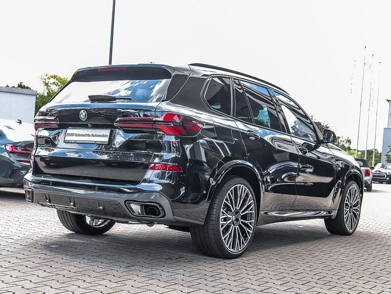 Gebraucht BMW X5 M Sport 298 PS (219 kW) 2024 Schwarz SUV