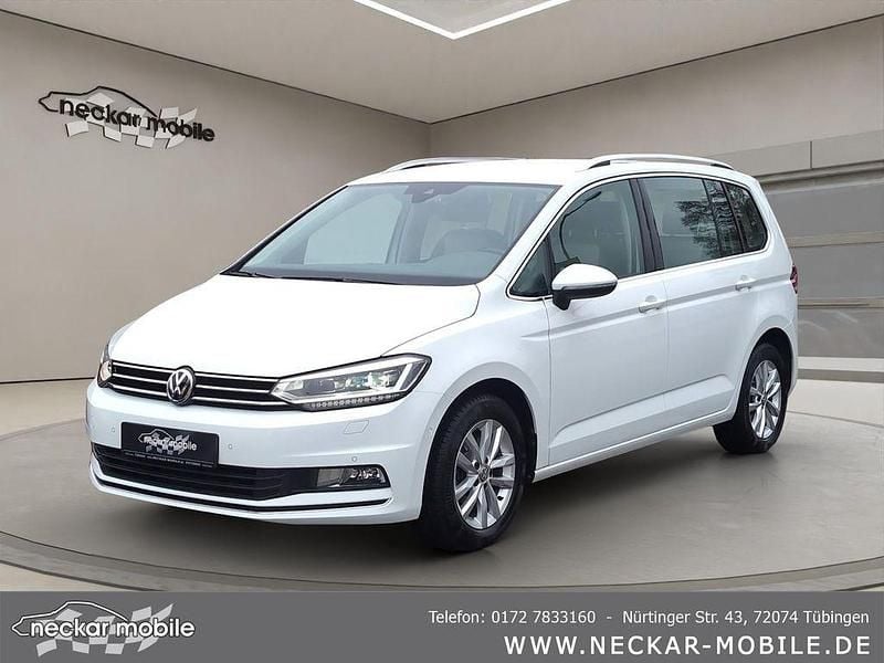 Second-hand VW Touran Highline 150 CP (110 kW) 2017 Alb Monovolum