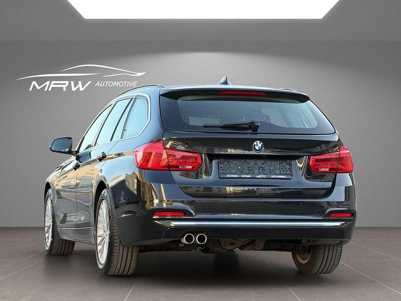 Gebraucht BMW 330 Luxury Line 258 PS (189 kW) 2018 Schwarz Limousine
