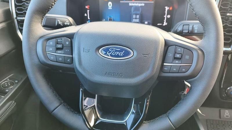 Neu Ford Ranger XLT 170 PS (125 kW) 2025 Schwarz Pickup