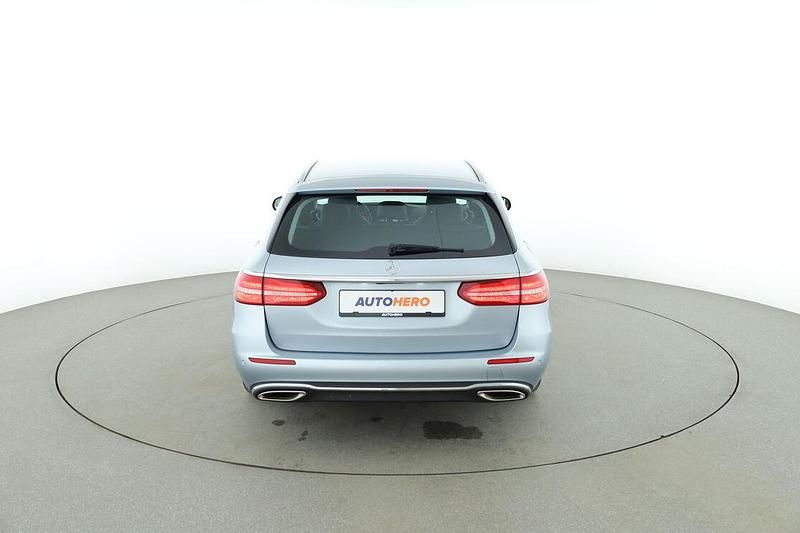 Gebraucht Mercedes E200 Avantgarde 184 PS (135 kW) 2018 Grau Kombi