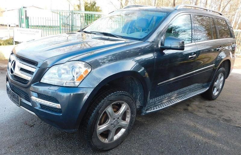 Gebraucht Mercedes GL450 340 PS (250 kW) 2012 Grau SUV
