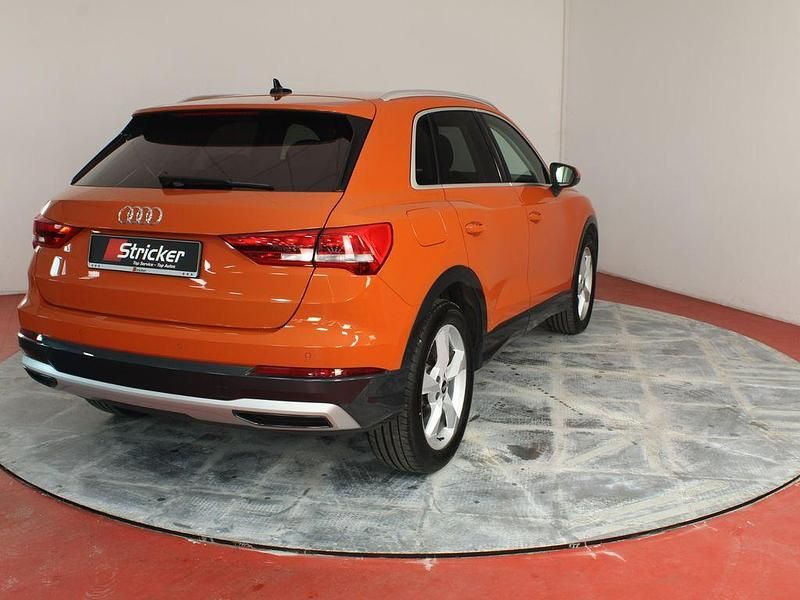 Gebraucht Audi Q3 Advanced 150 PS (110 kW) 2023 Pulsorange (metallic) SUV