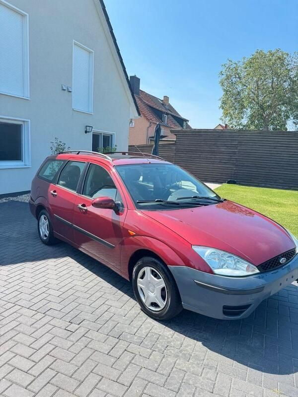 Rot Gebraucht 2001 Ford Focus Zetec Kombi | 999 € (Guter Preis) - Bild 1/4