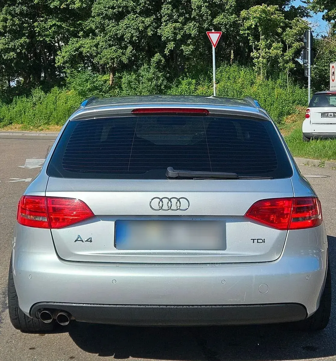 Gebraucht Audi A4 Attraction 143 PS (105 kW) 2011 Silber Kombi