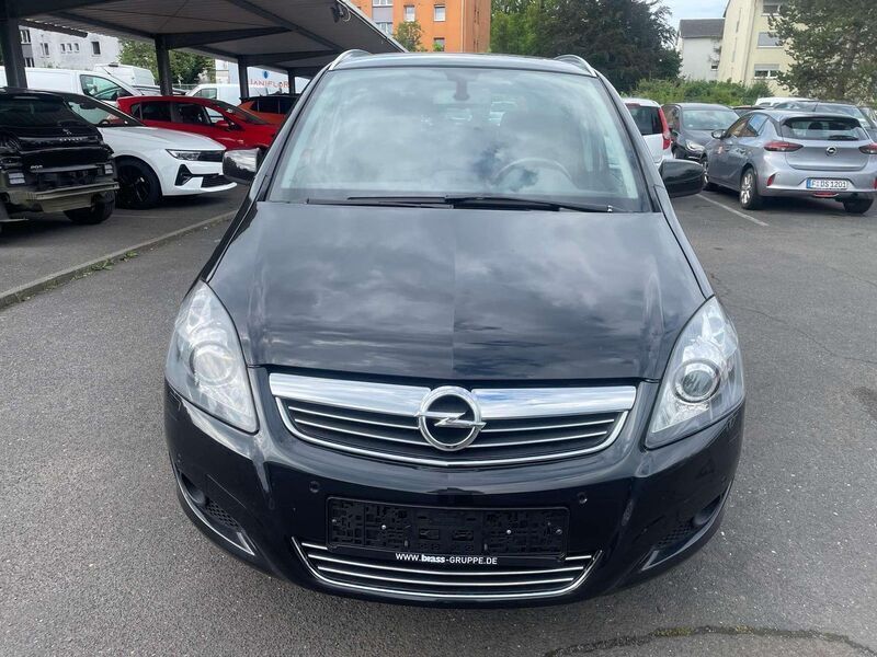Karbonschw graphitschw midnigh Gebraucht 2014 Opel Zafira Family Van / Kleinbus | 9.590 € (Teuer) - Bild 1/4