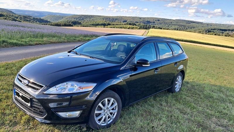 Schwarz Gebraucht 2012 Ford Mondeo Kombi | 4.500 € (Superpreis) - Bild 1/4