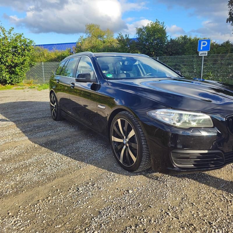 Schwarz Gebraucht 2013 BMW 530 Kombi | 8.450 € (Superpreis) - Bild 1/4