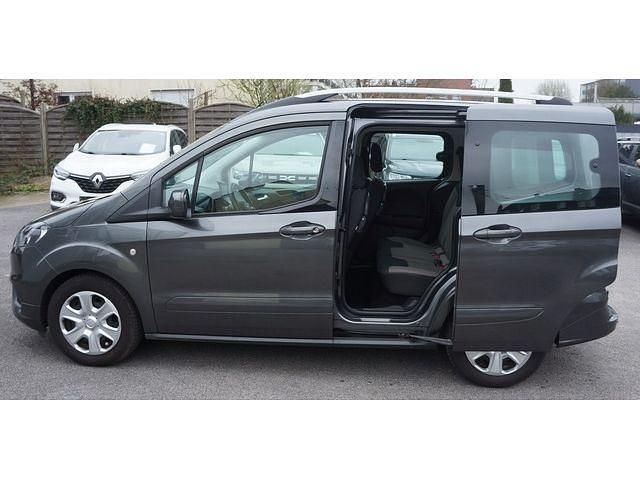 Gebraucht Ford Tourneo Titanium 101 PS (74 kW) 2019 Graumetallic Kombi