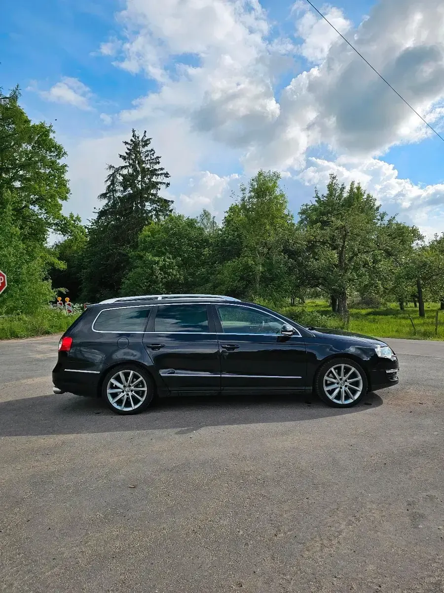 Second-hand VW Passat R 250 CP (183 kW) 2007 Negru Break