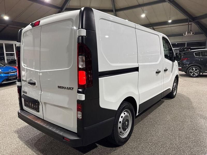 Gebraucht Renault Trafic Komfort 145 PS (106 kW) 2020 Weiß Van / Kleinbus