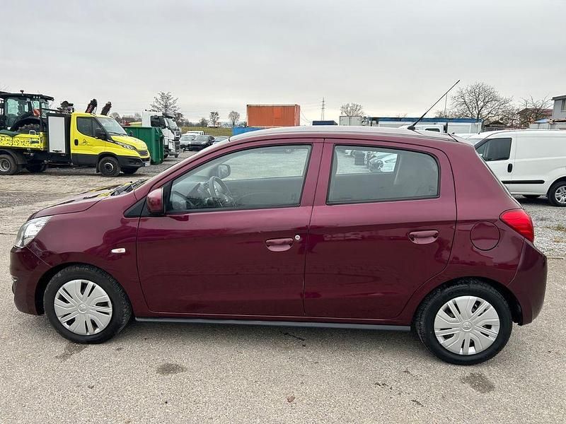 Gebraucht Mitsubishi Space Star Diamant Edition 71 PS (52 kW) 2017 Rot Limousine