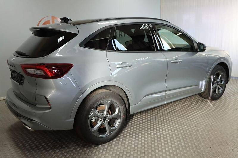 Gebraucht Ford Kuga ST-Line 186 PS (136 kW) 2024 Silber SUV