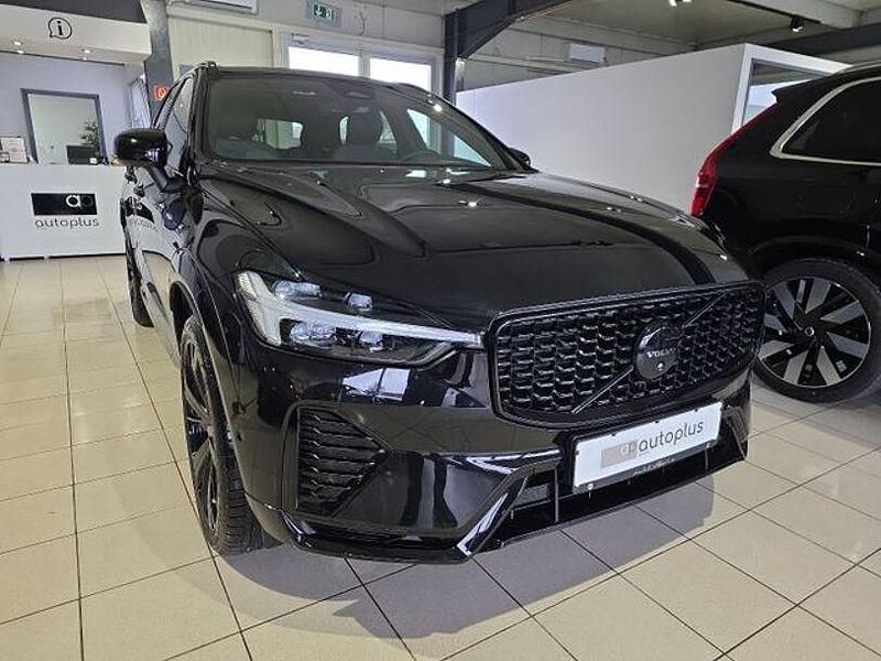 Gebraucht Volvo XC60 Plus 250 PS (183 kW) 2025 Schwarz SUV