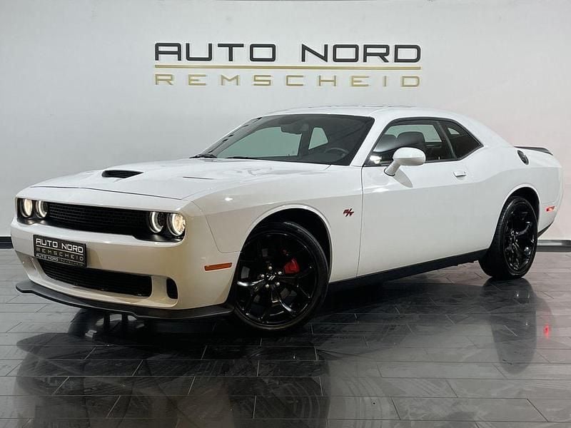 Weiß Gebraucht 2018 Dodge Challenger Coupé | 27.790 € (Guter Preis) - Bild 1/4