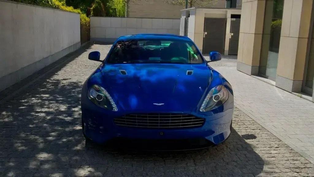 Second-hand Aston Martin Virage 498 CP (366 kW) 2012 Albastru Coupe