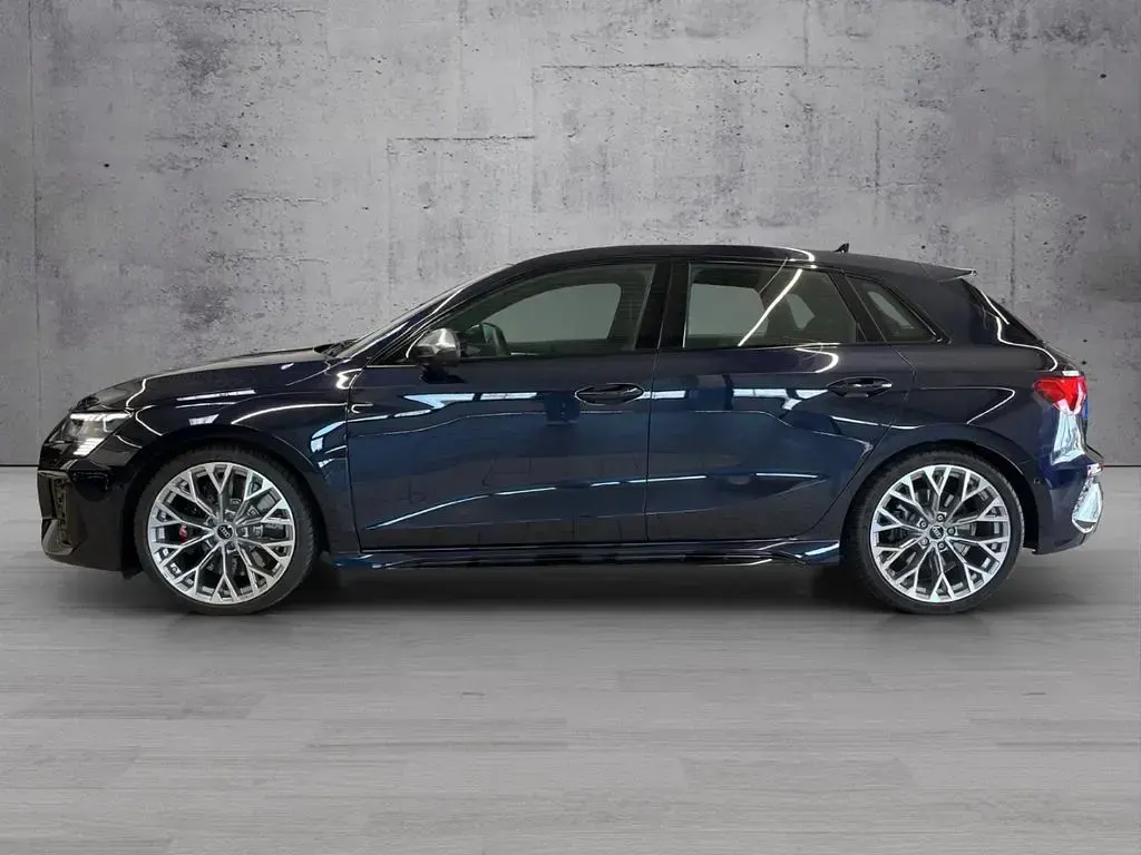 Gebraucht Audi RS3 Sport 400 PS (294 kW) 2024 Blau Limousine