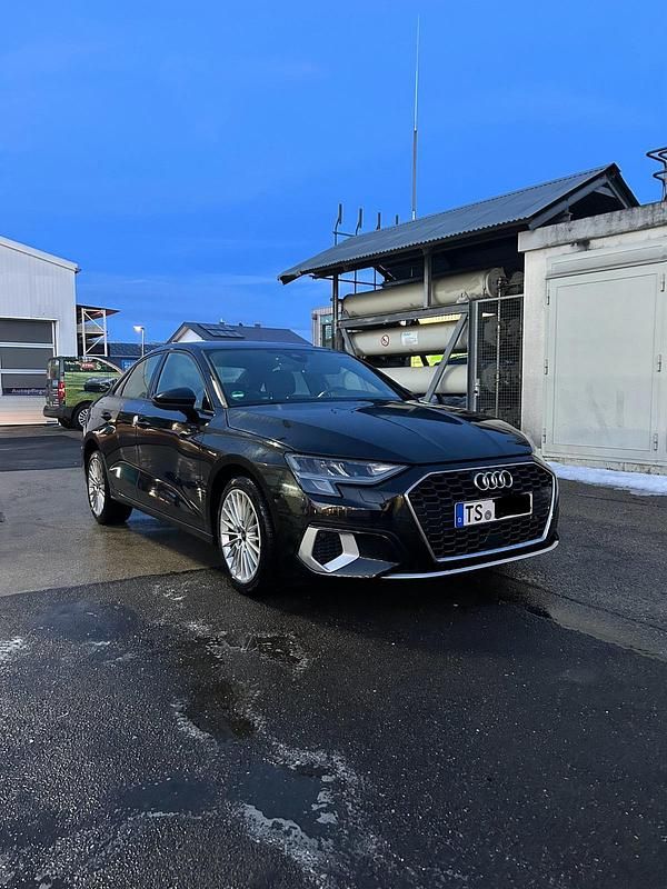 Gebraucht Audi A3 150 PS (110 kW) 2022 Schwarz Limousine