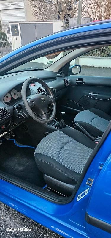 Gebraucht Peugeot 206 75 PS (55 kW) 2005 Blau Kleinwagen