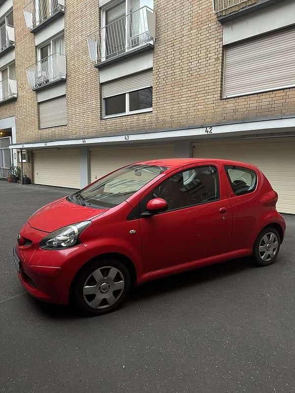 Gebraucht 2006 Toyota Aygo Kleinwagen | 2.100 € (Guter Preis) - Bild 1/4