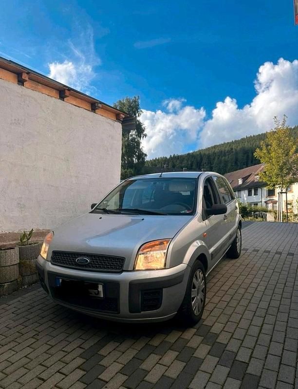 Silber Gebraucht 2007 Ford Fusion Limousine | 1.599 € (Fairer Preis) - Bild 1/4