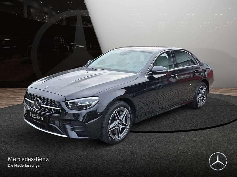 Gebraucht Mercedes E300 AMG 211 PS (155 kW) 2022 Schwarz Limousine