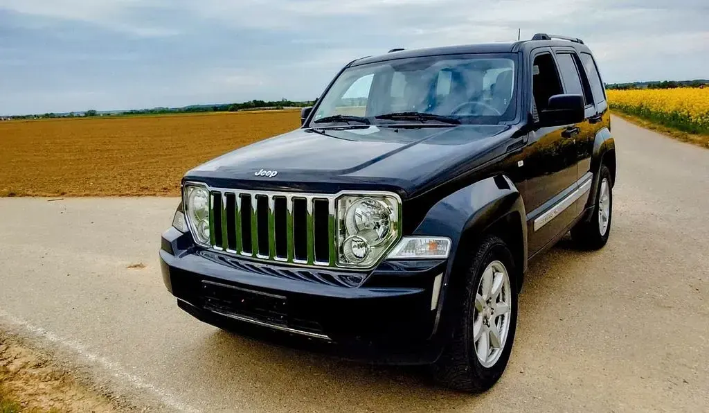 Occasion Jeep Cherokee 177 ch (130 kW) 2010 Noir SUV