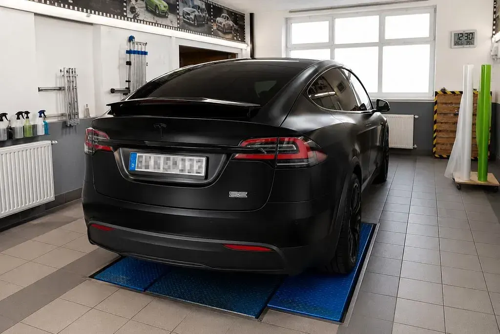 Used Tesla Model X Plaid 759 kW (1033 HP) 2022 Black SUV