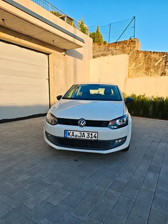 Gebraucht VW Polo Trendline 69 PS (50 kW) 2010 Weiß Kleinwagen