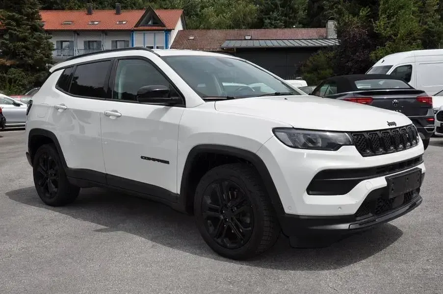 Gebraucht Jeep Compass Longitude 131 PS (96 kW) 2023 Weiß SUV