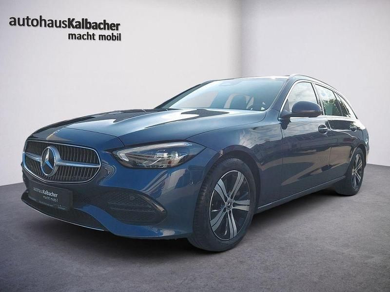 Blau Gebraucht 2023 Mercedes C200 Limousine | 33.999 € (Fairer Preis) - Bild 1/4