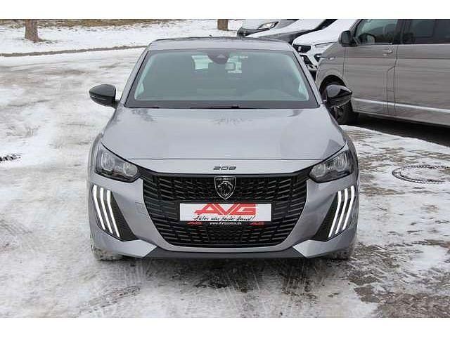 Gebraucht Peugeot e-208 Style 100 kW (136 PS) 2025 Kleinwagen