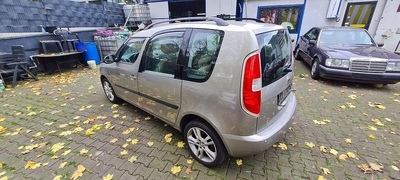 Gold Gebraucht 2007 Skoda Roomster Comfort Kombi | 1.499 € (Fairer Preis) - Bild 1/4