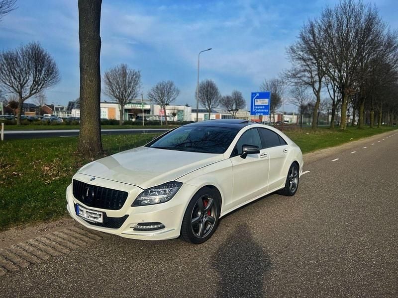 Weiß Gebraucht 2013 Mercedes CLS350 Coupé | 16.500 € (Superpreis) - Bild 1/4