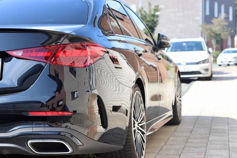 Gebraucht Mercedes C300 AMG line 265 PS (194 kW) 2021 Schwarz Limousine