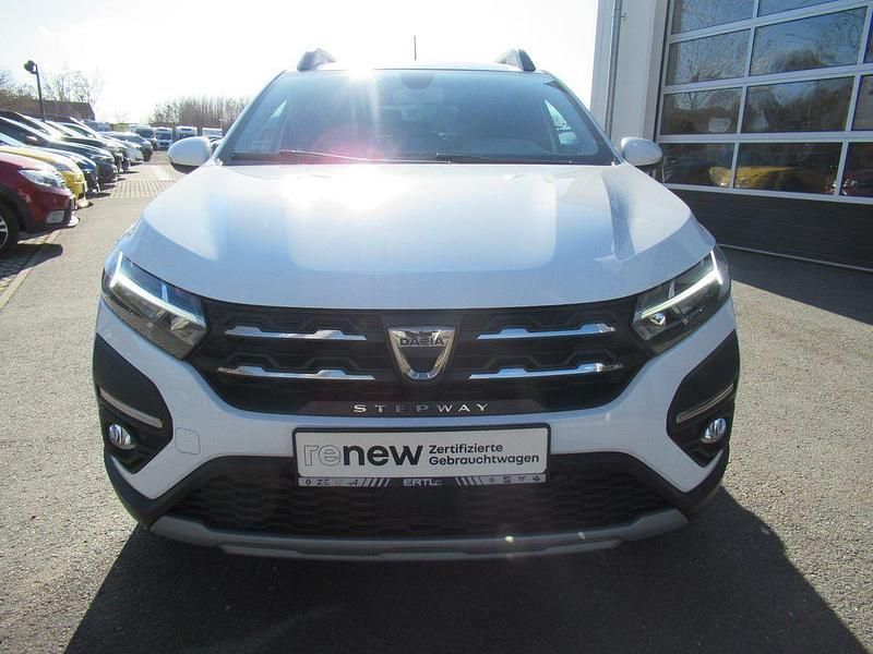 Gebraucht Dacia Sandero Comfort 91 PS (66 kW) 2022 Weiß Limousine