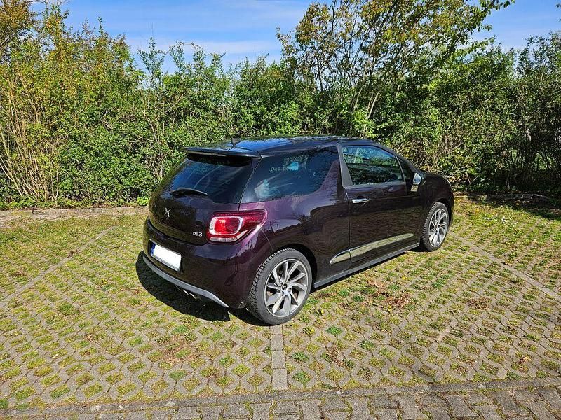 Gebraucht DS Automobiles DS3 Sport Chic 165 PS (121 kW) 2016 Violett Kleinwagen