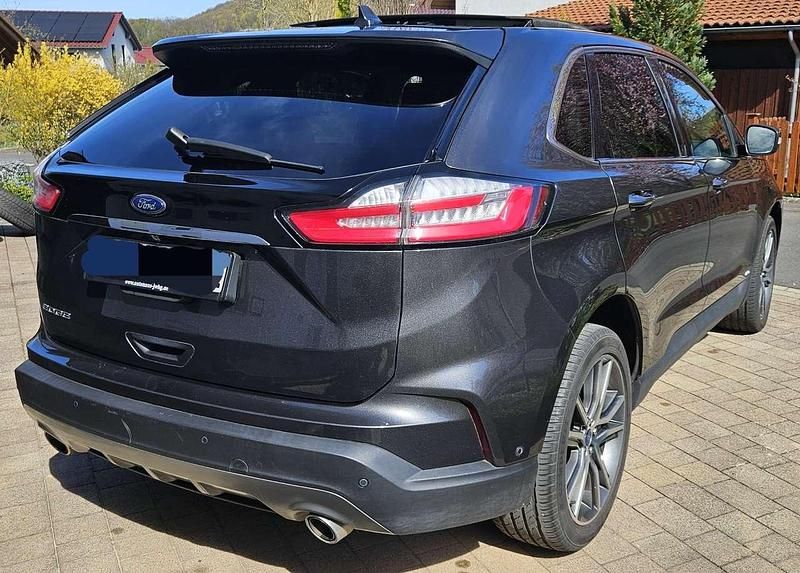 Gebraucht Ford Edge Titanium 238 PS (175 kW) 2019 Grau SUV